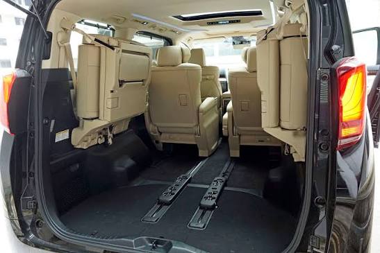 Toyota Alphard Luxury Seats